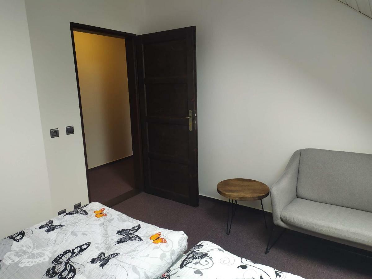 Hotel Statek Cesky Dvur Postupice Exterior foto